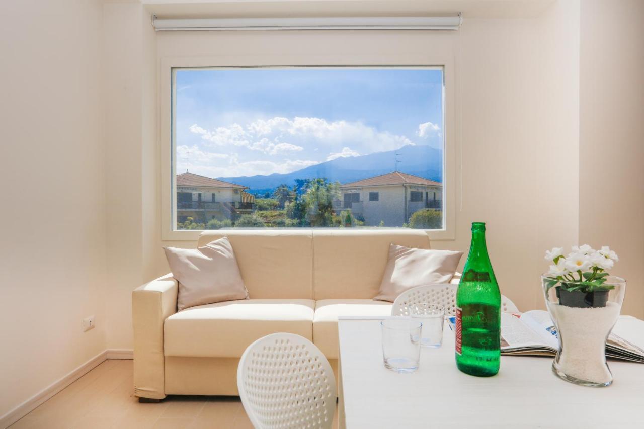 Path House - Etna & Sea View Aparthotel Riposto Kültér fotó